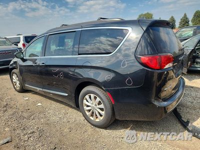 Drugie zdjęcie samochodu z przodu: 2017 CHRYSLER PACIFICA TOURING L VIN:2C4RC1BG5HR503846 - miniatura