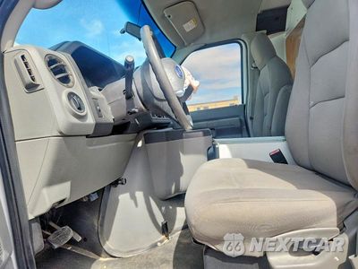 Zdjęcie 7 z 13 samochodu: 2009 FORD ECONOLINE E250 VAN VIN:1FTNE24W59DA76448 - miniatura