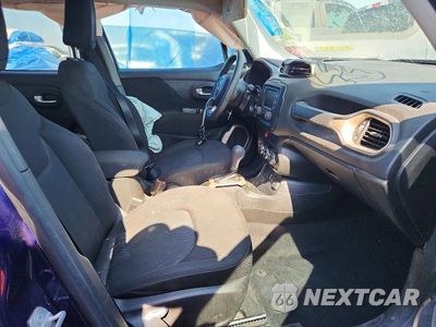 Zdjęcie 7 z 14 samochodu: 2016 JEEP RENEGADE SPORT VIN:ZACCJAAT4GPC71169 - miniatura
