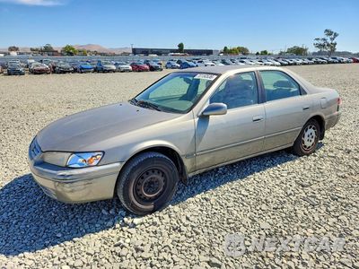 1997 TOYOTA CAMRY LE JT2BG22K0V0035541 - główne zdjęcie licytacji z USA - miniatura