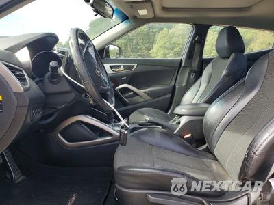 Zdjęcie 7 z 12 samochodu: 2013 HYUNDAI VELOSTER BASE VIN:KMHTC6AD3DU144385 - miniatura