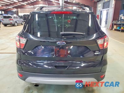 Zdjęcie 6 z 13 samochodu: 2017 FORD ESCAPE SE VIN:1FMCU9GD2HUF01017 - miniatura