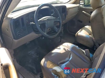 Zdjęcie 8 z 12 samochodu: 2005 CHEVROLET SILVERADO VIN:1GBHC24U85E295270 - miniatura
