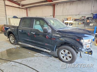 Czwarte zdjęcie samochodu z boku: 2017 FORD F150 SUPERCREW VIN:1FTEW1C80HFA12170 - miniatura