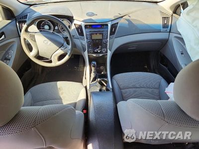 Zdjęcie 8 z 12 samochodu: 2013 HYUNDAI SONATA GLS VIN:5NPEB4AC5DH788623 - miniatura