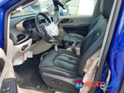 Zdjęcie 7 z 13 samochodu: 2019 CHRYSLER PACIFICA TOURING L VIN:2C4RC1BG7KR550027 - miniatura