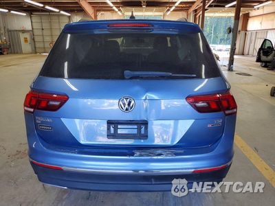 Zdjęcie 11 z 26 samochodu: 2018 VOLKSWAGEN TIGUAN SE VIN:3VV2B7AX1JM033502 - miniatura
