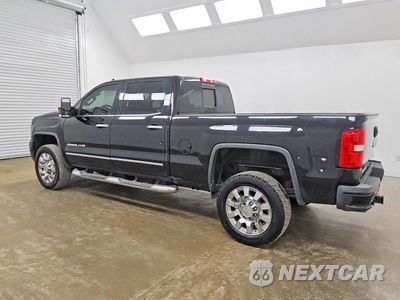 Drugie zdjęcie samochodu z przodu: 2019 GMC SIERRA K2500 DENALI VIN:1GT12SEY6KF215147 - miniatura