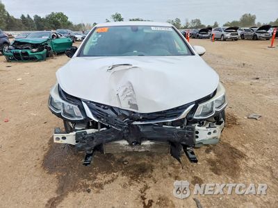 Piąte zdjęcie samochodu w środku: 2017 CHEVROLET CRUZE LS VIN:1G1BC5SM1H7233071 - miniatura