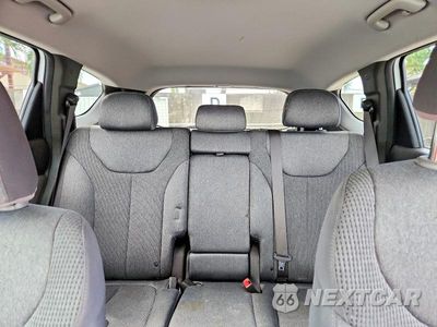 Zdjęcie 10 z 13 samochodu: 2019 HYUNDAI SANTA FE SEL 2.4L VIN:5NMS33AD4KH007748 - miniatura