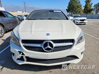 Piąte zdjęcie samochodu w środku: 2014 MERCEDES-BENZ CLA 250 VIN:WDDSJ4EB6EN067127 - miniatura