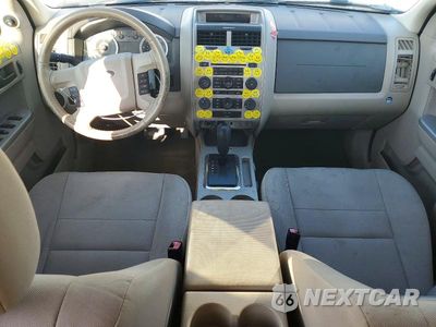 Zdjęcie 8 z 13 samochodu: 2011 FORD ESCAPE XLT VIN:1FMCU0D72BKC10238 - miniatura