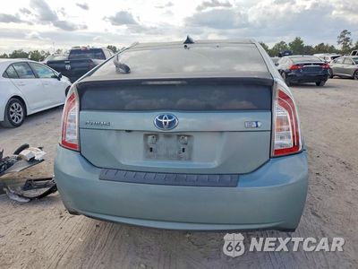 Zdjęcie 6 z 13 samochodu: 2013 TOYOTA PRIUS THREE VIN:JTDKN3DU3D5575680 - miniatura