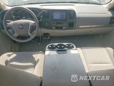 Zdjęcie 8 z 12 samochodu: 2008 GMC SIERRA K1500 VIN:2GTEK19J081193025 - miniatura