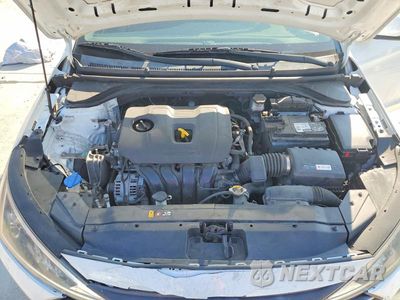 Zdjęcie 11 z 12 samochodu: 2019 HYUNDAI ELANTRA SE VIN:5NPD74LF9KH423282 - miniatura