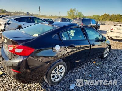 Trzecie zdjęcie samochodu z tyłu: 2019 CHEVROLET CRUZE LS VIN:1G1BC5SM8K7151152 - miniatura