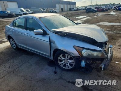 Czwarte zdjęcie samochodu z boku: 2010 HONDA ACCORD LXP VIN:1HGCP2F41AA031706 - miniatura