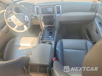 Zdjęcie 8 z 13 samochodu: 2008 JEEP GRAND CHEROKEE LAREDO VIN:1J8HR48N78C181746 - miniatura