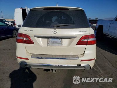 Zdjęcie 6 z 13 samochodu: 2013 MERCEDES-BENZ ML 550 4MATIC VIN:4JGDA7DBXDA156724 - miniatura