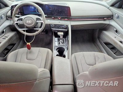 Zdjęcie 8 z 12 samochodu: 2025 HYUNDAI ELANTRA SEL VIN:KMHLS4DG7SU854335 - miniatura