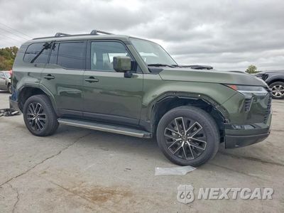 Czwarte zdjęcie samochodu z boku: 2025 LEXUS GX 550 PREMIUM+ VIN:JTJTBCDX9S5059583 - miniatura
