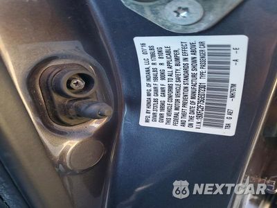 Zdjęcie 13 z 13 samochodu: 2016 HONDA CIVIC EX VIN:19XFC2F75GE072301 - miniatura