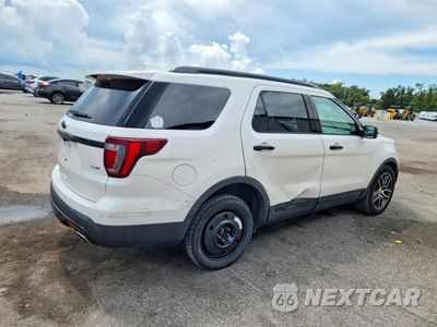 Trzecie zdjęcie samochodu z tyłu: 2017 FORD EXPLORER SPORT VIN:1FM5K8GT2HGC04750 - miniatura