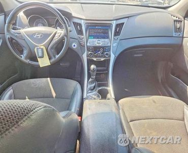 Zdjęcie 8 z 12 samochodu: 2012 HYUNDAI SONATA SE VIN:5NPEC4AC6CH364153 - miniatura