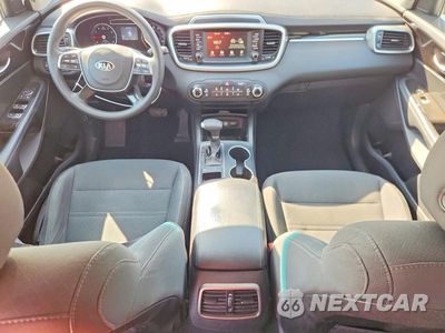Zdjęcie 8 z 13 samochodu: 2020 KIA SORENTO S VIN:5XYPG4A5XLG682945 - miniatura