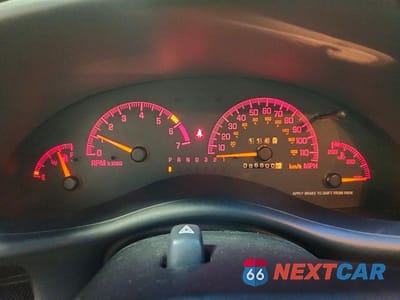 Zdjęcie 9 z 13 samochodu: 2000 PONTIAC GRAND PRIX GT VIN:1G2WP12K3YF249772 - miniatura