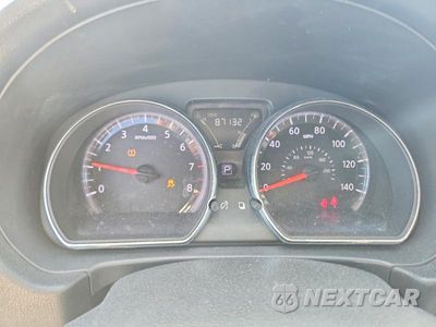 Zdjęcie 9 z 12 samochodu: 2017 NISSAN VERSA 1.6 SV VIN:3N1CN7AP2HK442563 - miniatura