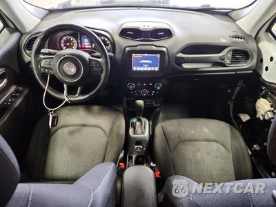 Zdjęcie 8 z 14 samochodu: 2020 JEEP RENEGADE LATITUDE VIN:ZACNJABBXLPL53736 - miniatura
