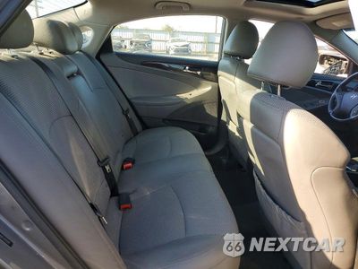 Zdjęcie 10 z 12 samochodu: 2014 HYUNDAI SONATA SE 2.0T VIN:5NPEC4AB8EH918285 - miniatura