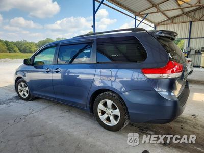 Drugie zdjęcie samochodu z przodu: 2014 TOYOTA SIENNA LE VIN:5TDKK3DC5ES525486 - miniatura