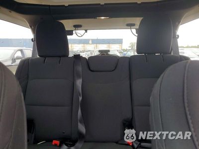 Zdjęcie 10 z 13 samochodu: 2018 JEEP WRANGLER UNLIMITED SPORT VIN:1C4HJXDN1JW145156 - miniatura