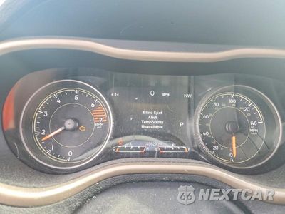 Zdjęcie 9 z 14 samochodu: 2018 JEEP CHEROKEE LIMITED VIN:1C4PJMDB6JD564535 - miniatura