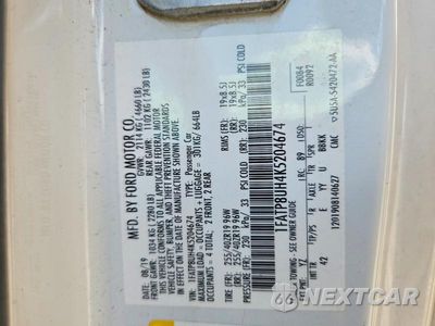 Zdjęcie 12 z 12 samochodu: 2019 FORD MUSTANG VIN:1FATP8UH4K5204674 - miniatura