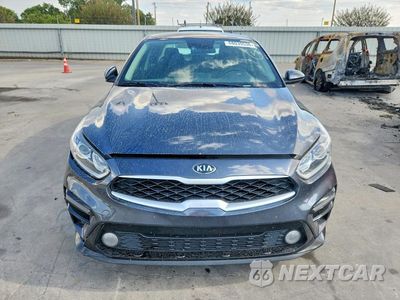 Piąte zdjęcie samochodu w środku: 2020 KIA FORTE LXS VIN:3KPF24AD8LE142394 - miniatura