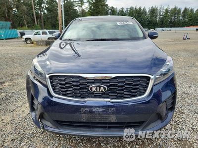 Piąte zdjęcie samochodu w środku: 2019 KIA SORENTO LX VIN:5XYPG4A32KG511202 - miniatura