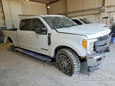 Czwarte zdjęcie samochodu z boku: 2017 FORD F250 SUPER DUTY VIN:1FT7W2BT0HED78043 - miniatura