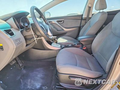 Zdjęcie 7 z 12 samochodu: 2012 HYUNDAI ELANTRA GLS VIN:KMHDH4AE9CU183872 - miniatura