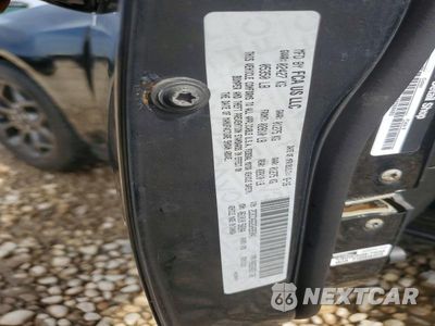 Zdjęcie 12 z 12 samochodu: 2016 CHRYSLER 300 S VIN:2C3CCAGG2GH283041 - miniatura