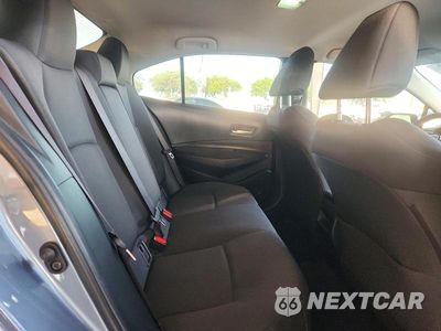 Zdjęcie 10 z 12 samochodu: 2021 TOYOTA COROLLA LE VIN:JTDEPMAE3MJ187768 - miniatura