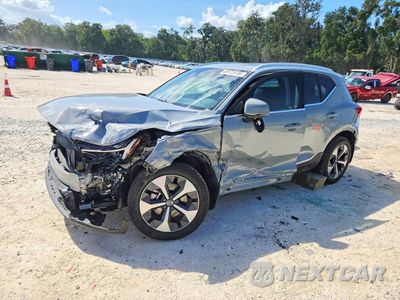 2025 VOLVO XC40 CORE YV4L12UJ1S2569534 - główne zdjęcie licytacji z USA - miniatura