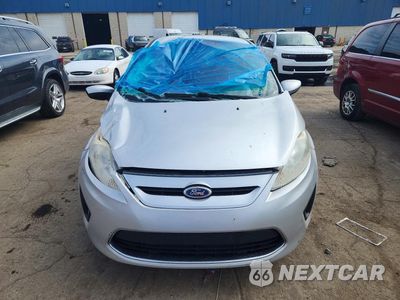 Piąte zdjęcie samochodu w środku: 2011 FORD FIESTA SE VIN:3FADP4EJ3BM116367 - miniatura