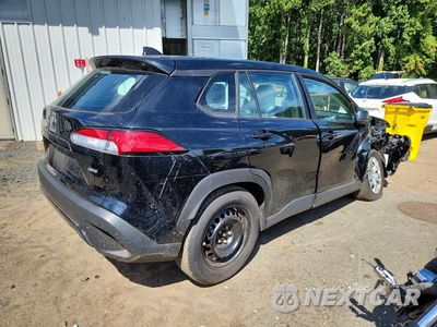 Trzecie zdjęcie samochodu z tyłu: 2024 TOYOTA COROLLA CROSS L VIN:7MUAAABG5RV119180 - miniatura