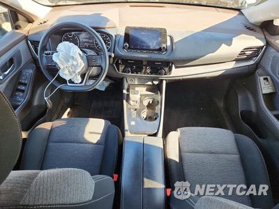 Zdjęcie 8 z 14 samochodu: 2022 NISSAN ROGUE SV VIN:5N1BT3BA2NC691332 - miniatura