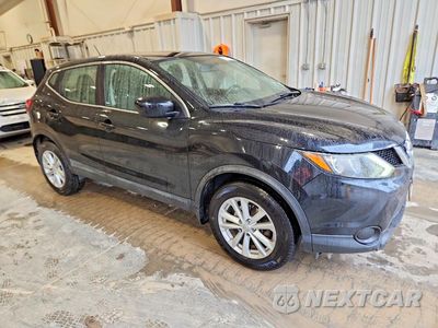 Czwarte zdjęcie samochodu z boku: 2017 NISSAN ROGUE SPORT S VIN:JN1BJ1CP7HW027938 - miniatura
