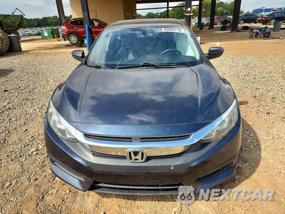 Piąte zdjęcie samochodu w środku: 2017 HONDA CIVIC LX VIN:19XFC2F52HE065936 - miniatura