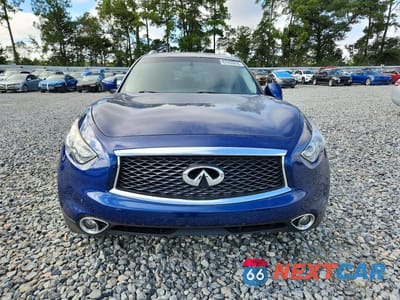 Piąte zdjęcie samochodu w środku: 2017 INFINITI QX70 BASE VIN:JN8CS1MU6HM143232 - miniatura